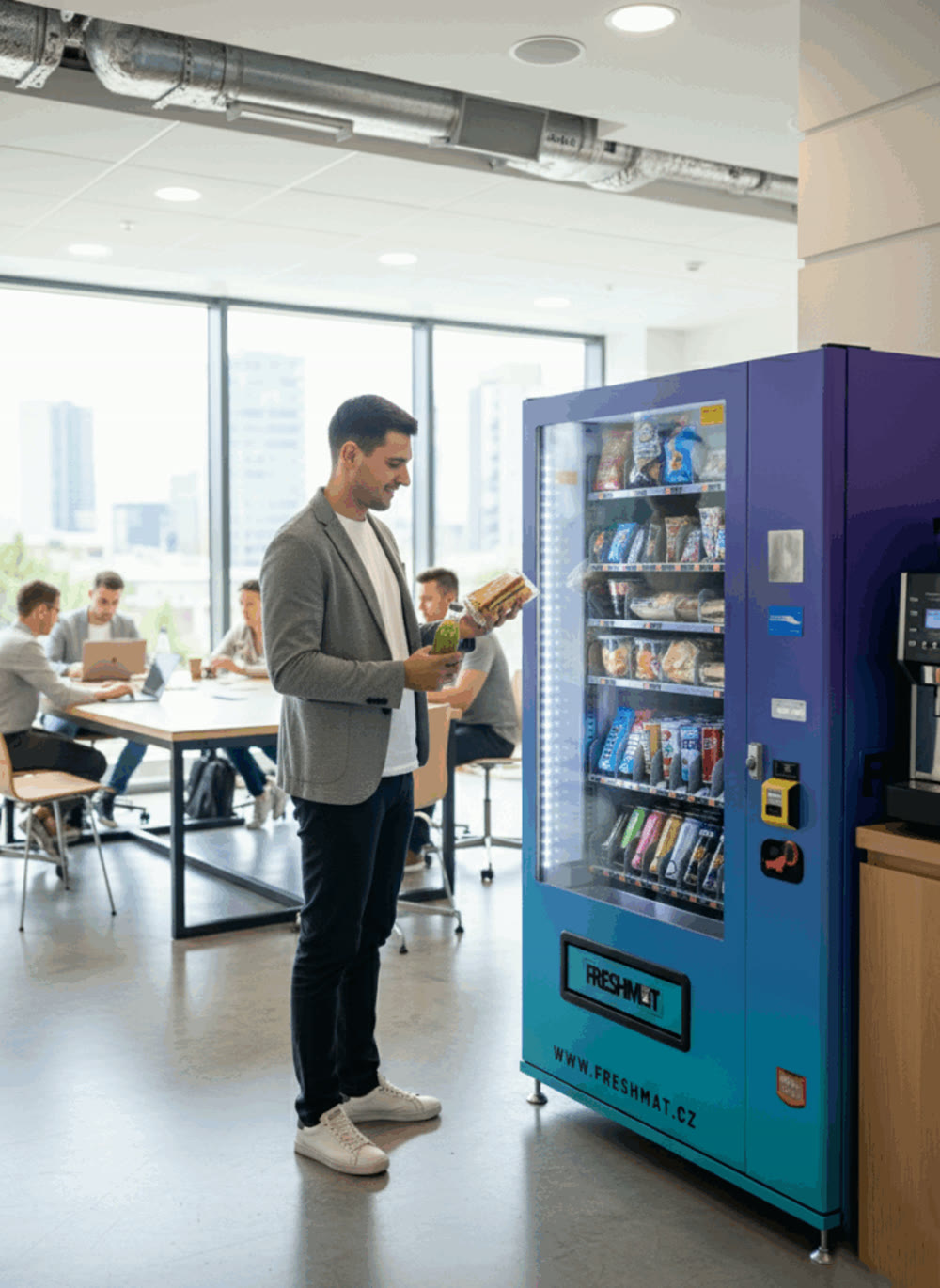 Automat FRESHMAT ve firemní kuchyňce